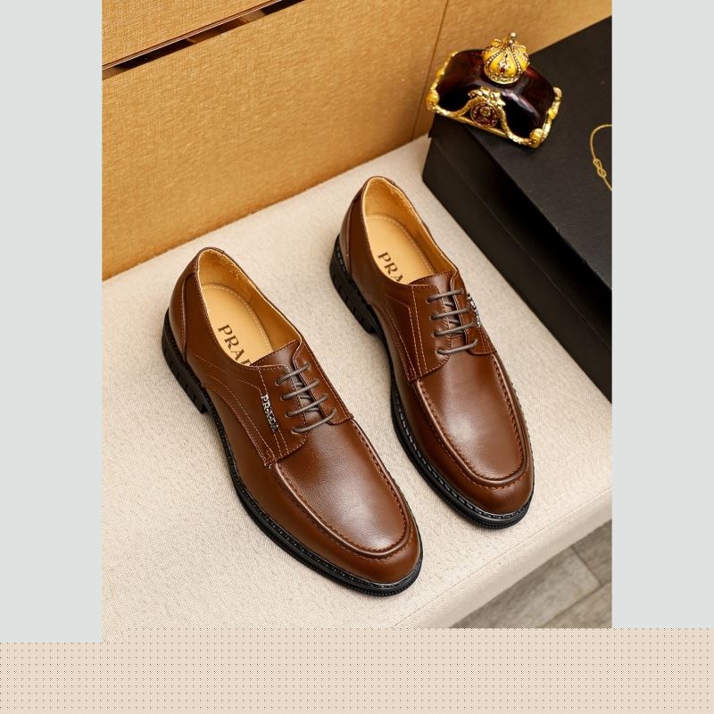 Pra*a leather shoes